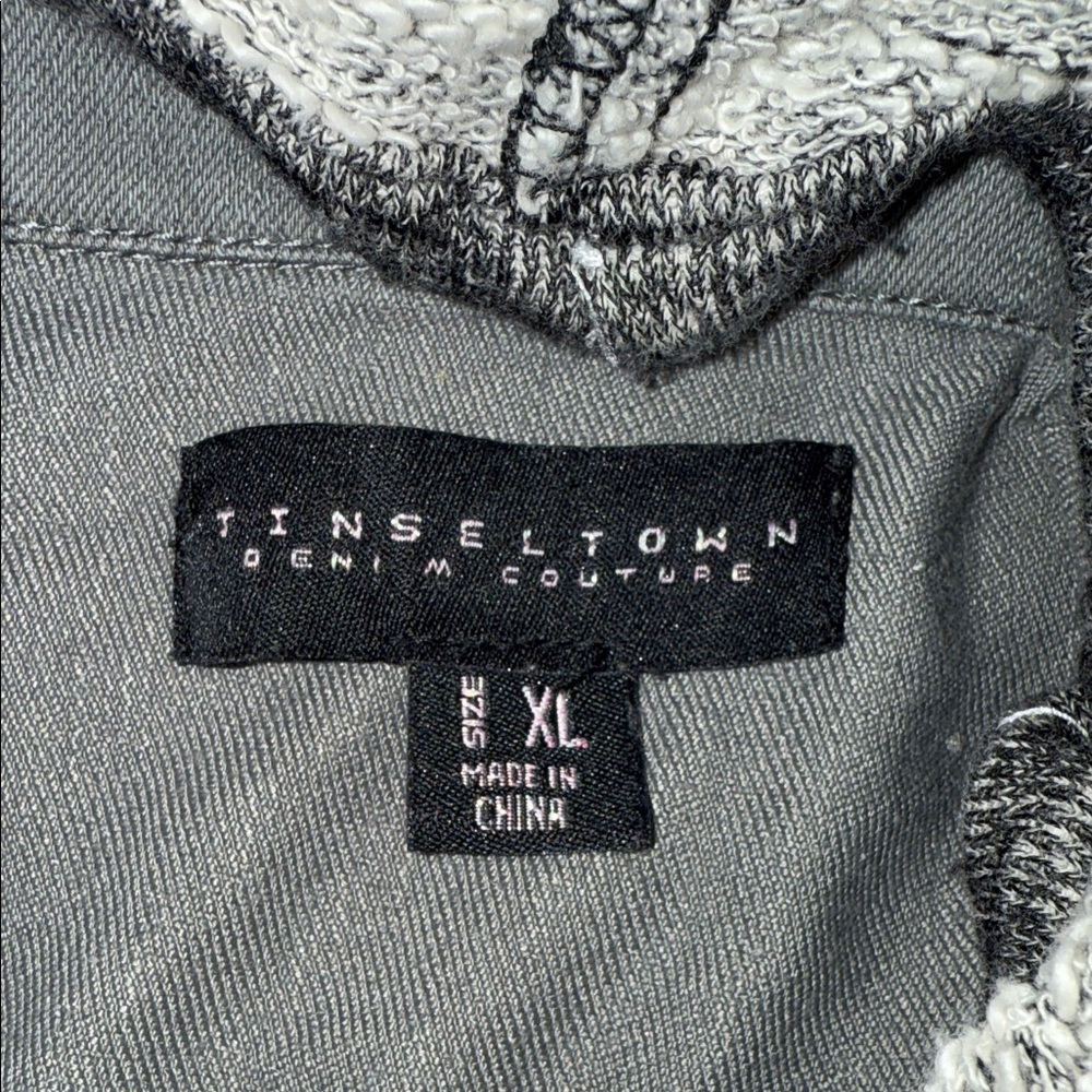 Tinseltown Gray and Black Utility Jacket - Size XL - Picture 5 of 5